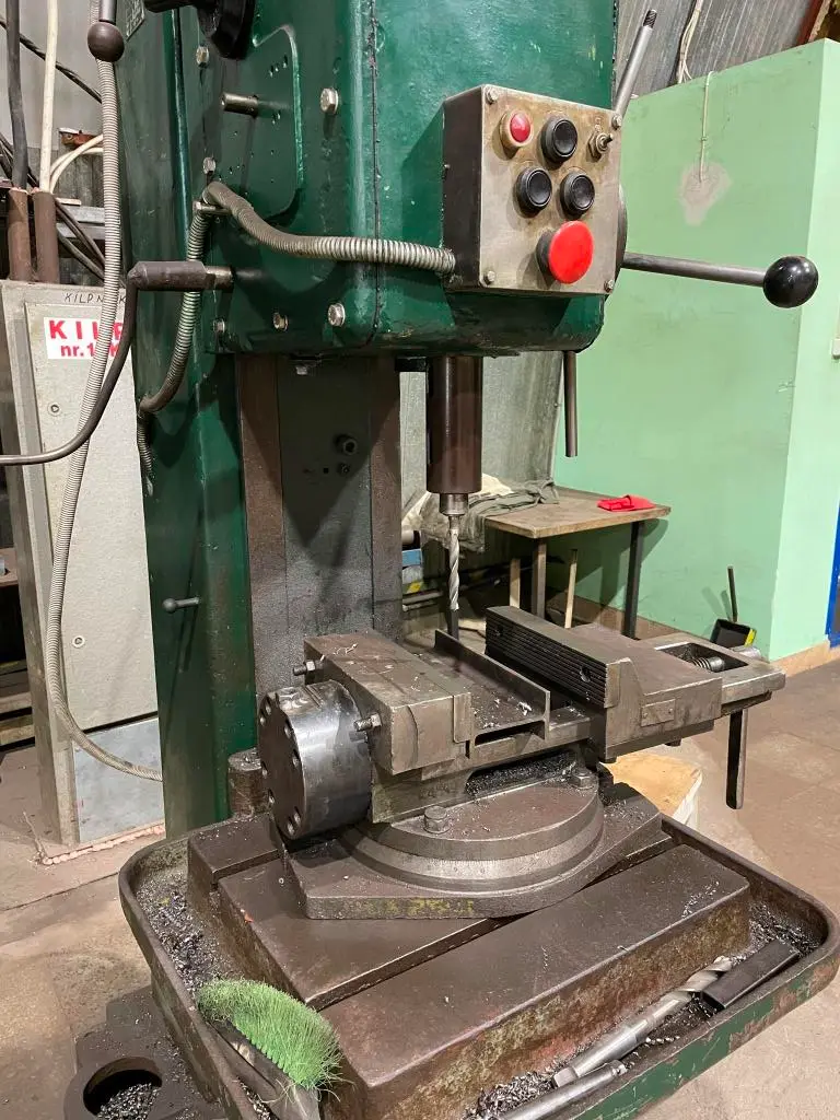 DRILLING, TAPPING