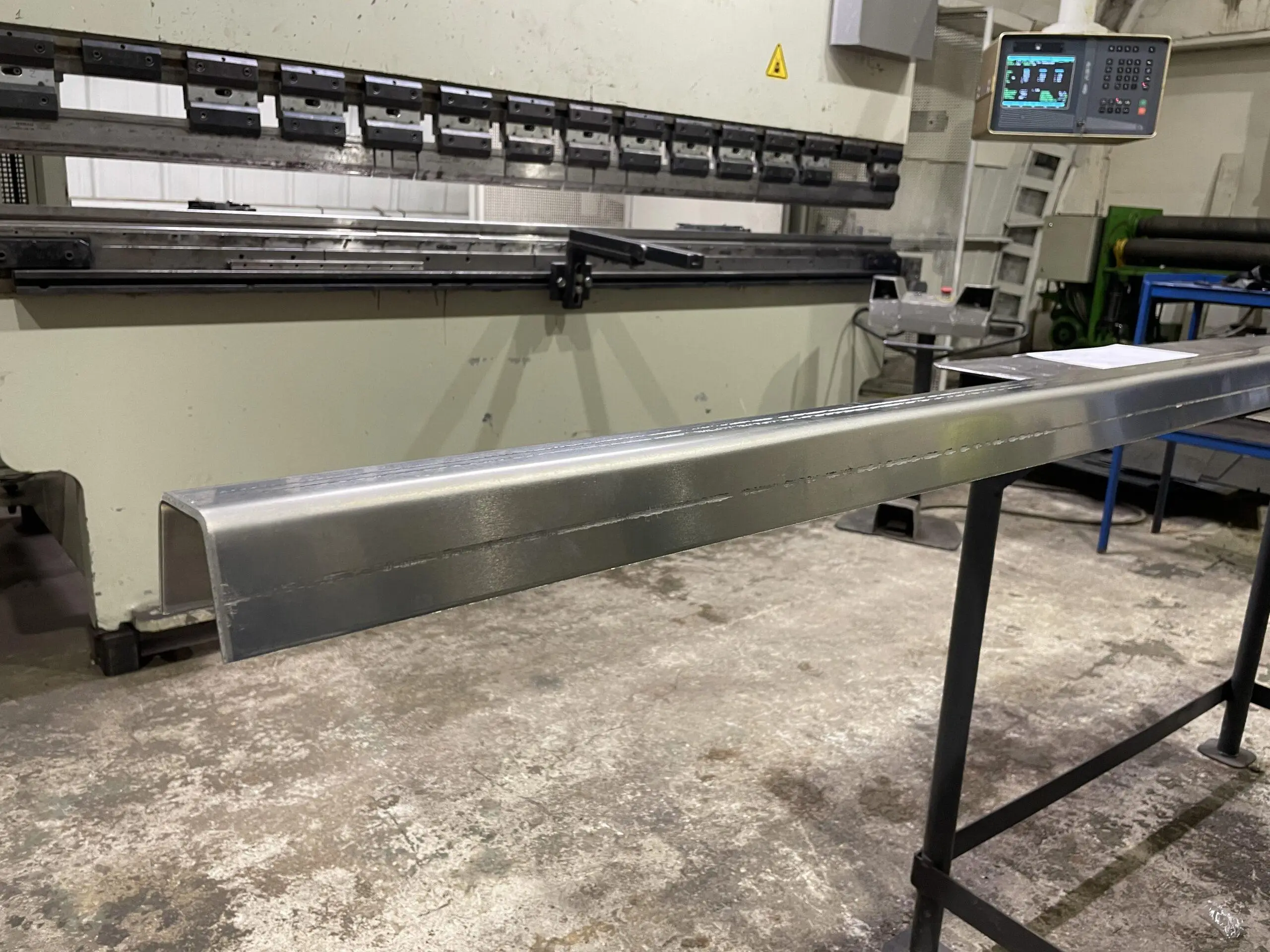METAL BENDING