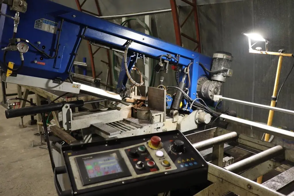 PROFILE CUTTING WITH BAND SAW