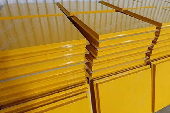 PAINTING OF METAL PRODUCTS